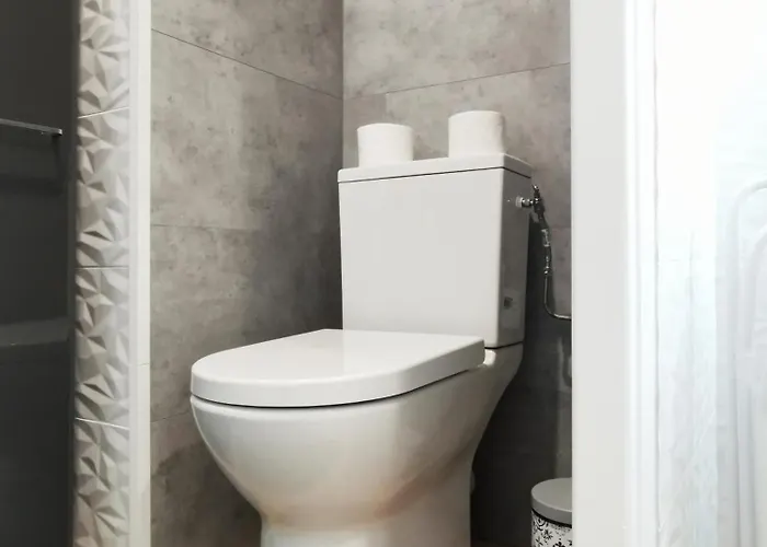 A 300m Des Plages De - Parking Prive * Sainte-Maxime