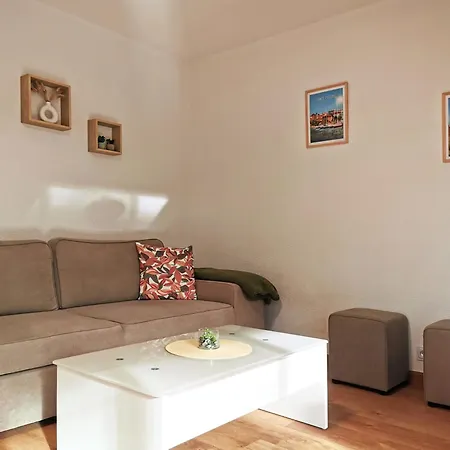 Apartment A 300m Des Plages De - Parking Prive *