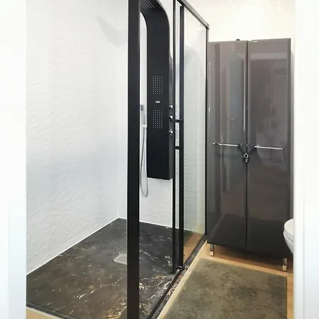 A 300m Des Plages De - Parking Prive * Sainte-Maxime